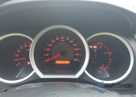 2006 Toyota Tacoma Base V6 z USA, uszkodzony, nr VIN 5TEMU52N46Z179700